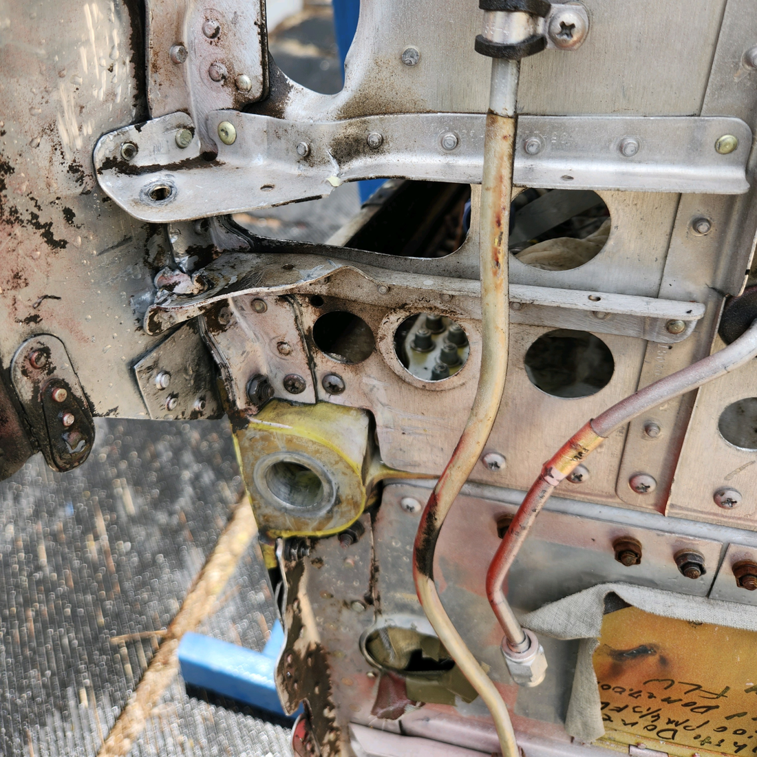 Used aircraft parts for sale, 96-110005-609 BEECHCRAFT 95-55B LH WING ASSY-"SEE PHOTOS FOR DETAIL" - SOLD COMPLETE OR PARTS OF WING.