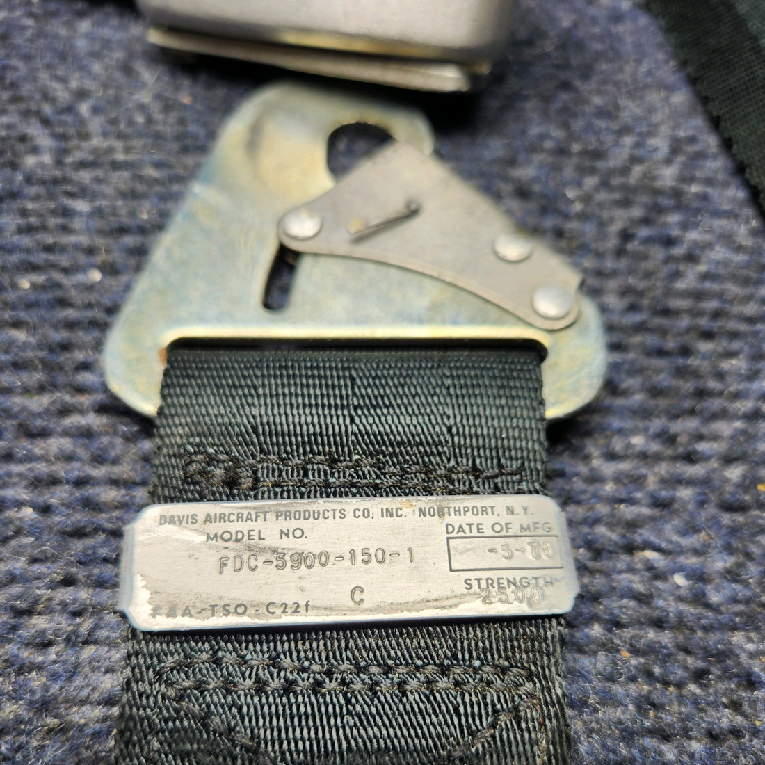 Used aircraft parts for sale, FDC-5900-150-2 Davis Aircraft Products Mooney M20J SEATBELT MOONEY REAR SEAT (BLACK)