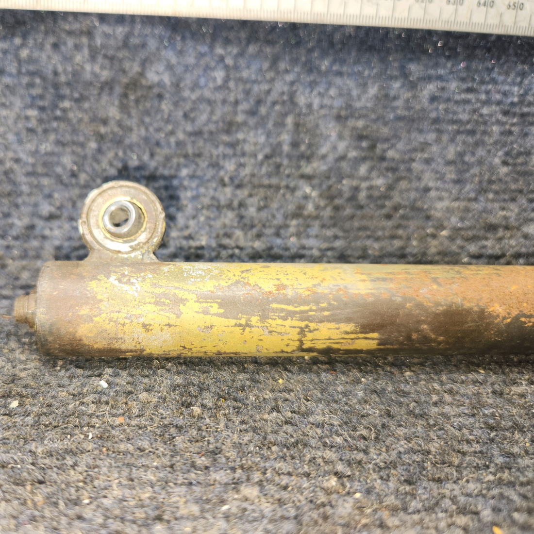 Used aircraft parts for sale, 740188-000 Mooney M20J Elevator Bungee Assembly – LH/RH