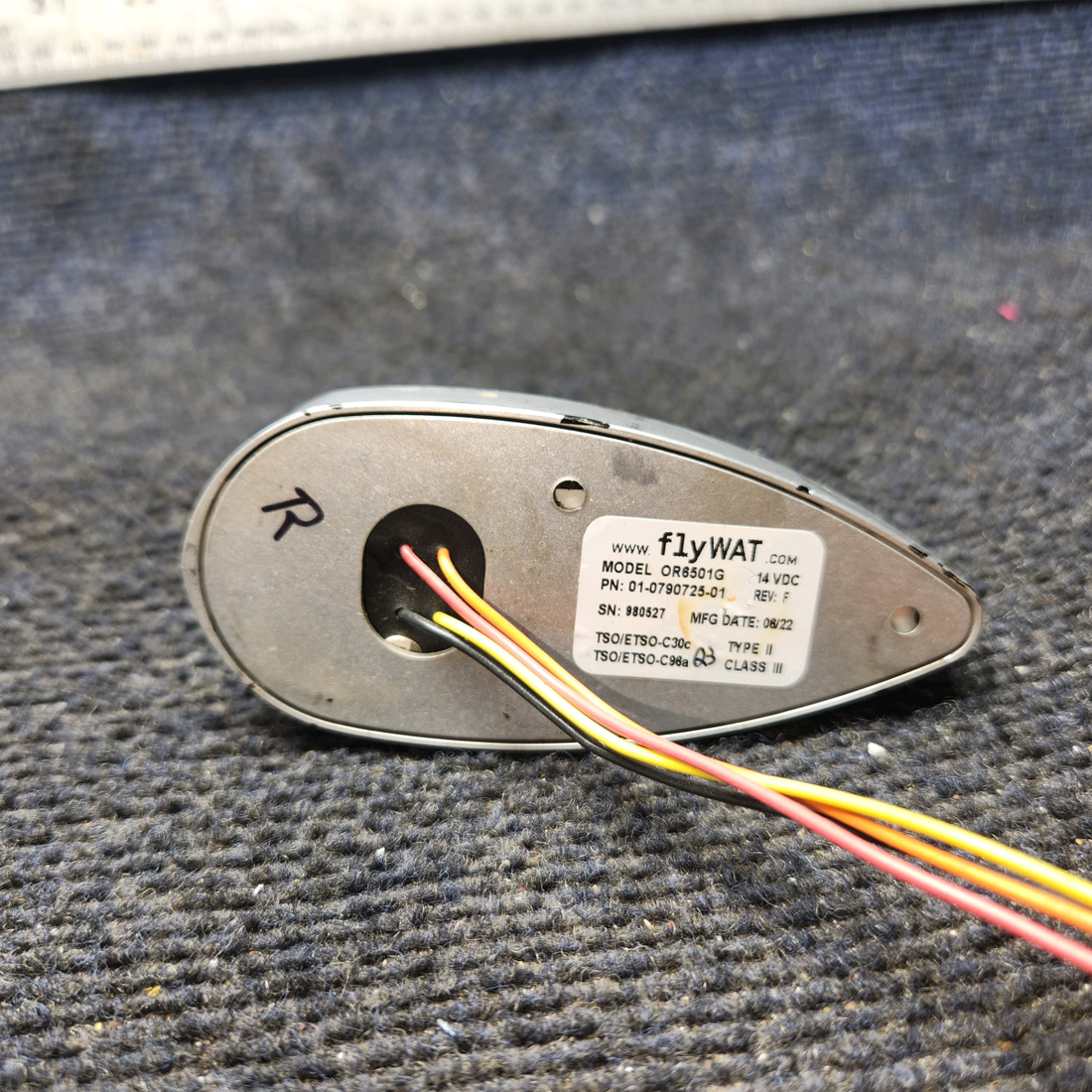 Used aircraft parts for sale, 01-0790725-01 WHELEN OR6501G Piper PA28-161 Anti-Collision Wingtip Light Green 14V