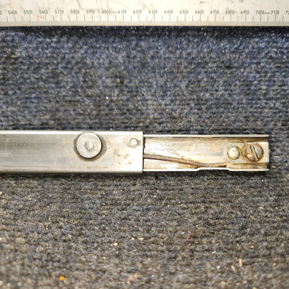 Used aircraft parts for sale, 65727-000 Piper PA-28 Cabin Door Holder Assembly