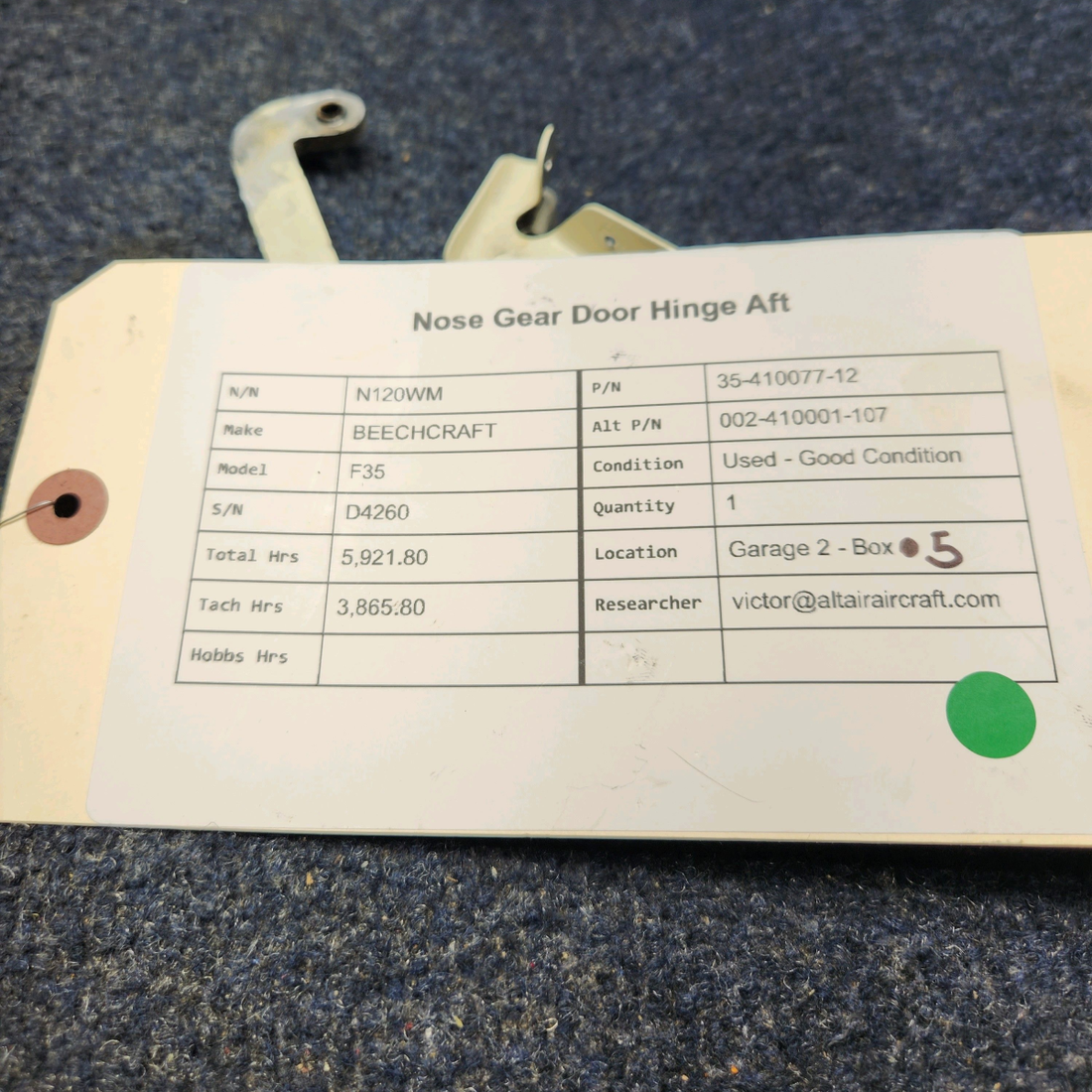 Used aircraft parts for sale, 35-410077-12 BEECHCRAFT F35 NOSE GEAR DOOR HINGE AFT