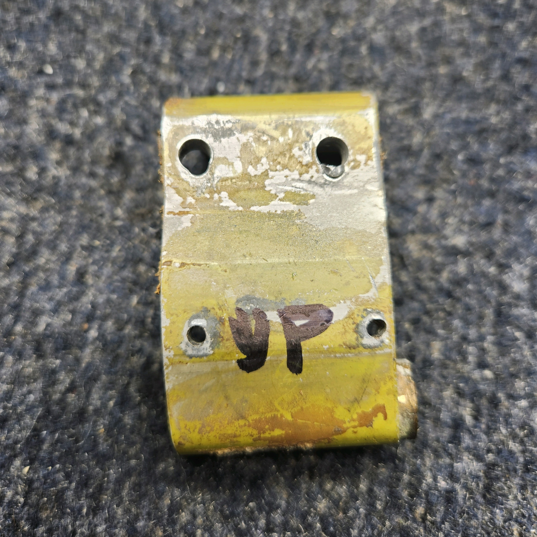 Used aircraft parts for sale, 35-400018-8 BEECHCRAFT F35 CABIN DOOR HINGE ASSEMBLY UPPER