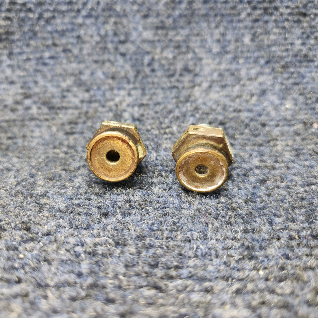 Used aircraft parts for sale, CAV-170 CESSNA 172K VALVE FUEL DRAIN - PAIR.