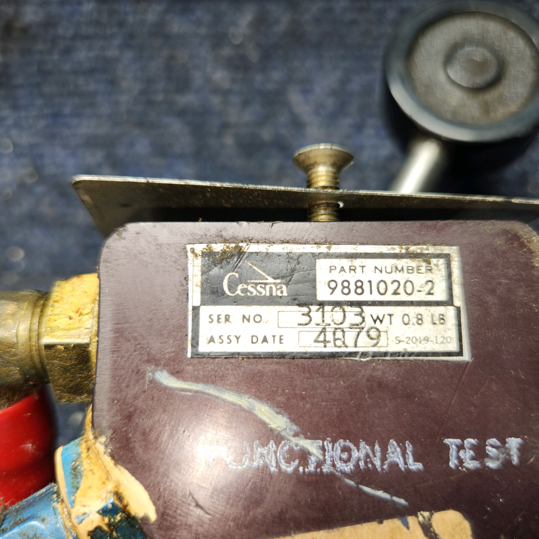 Used aircraft parts for sale, 9881020-2 Cessna 172RG Landing Gear Selector Valve
