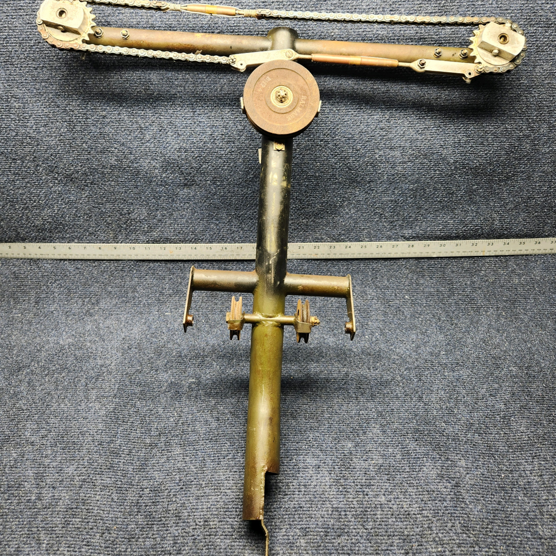 Used aircraft parts for sale, 169-524018-601 Beechcraft C23 SUNDOWNER CONTROL COLUMN ASSEMBLY