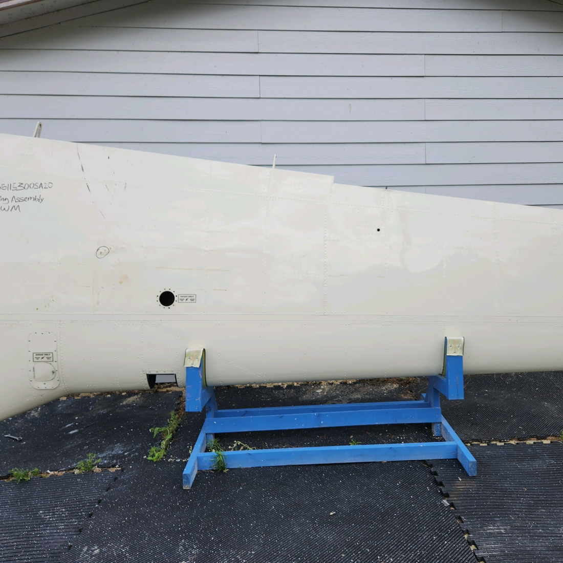 Used aircraft parts for sale, 35-115300 SA320 BEECHCRAFT F35 LH WING ASSEMBLY-OR IS SOLD IN PARTS