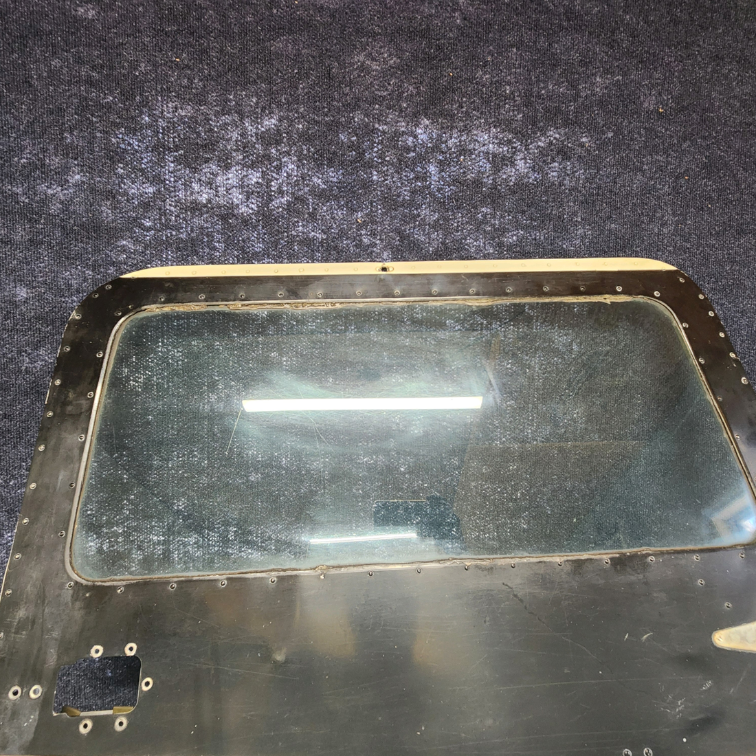 Used aircraft parts for sale, 0511460-34 CESSNA 172K CABIN DOOR STRUCTURE RH