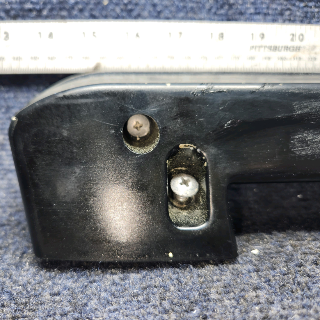 Used aircraft parts for sale, 1414082-20 CESSNA 172K ARMREST ASSEMBLY