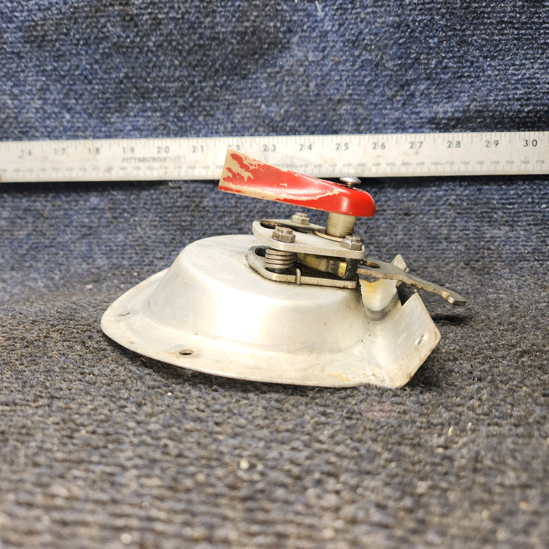 Used aircraft parts for sale, 96919-000 Piper Pa-28 Auxiliary Door Latch Assembly