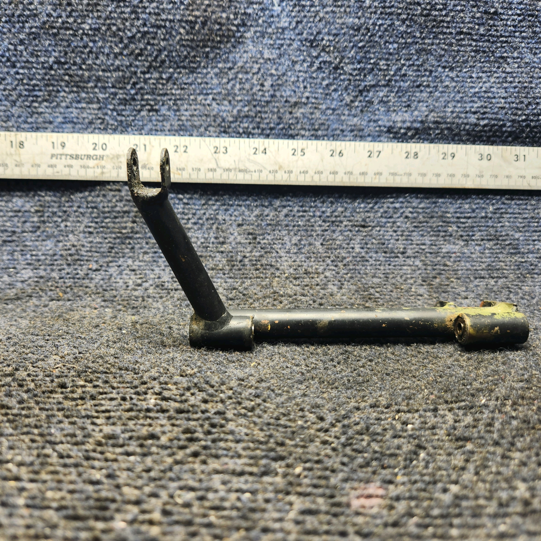 Used aircraft parts for sale, 730019-001 Mooney M20J Aileron Bellcrank Assembly