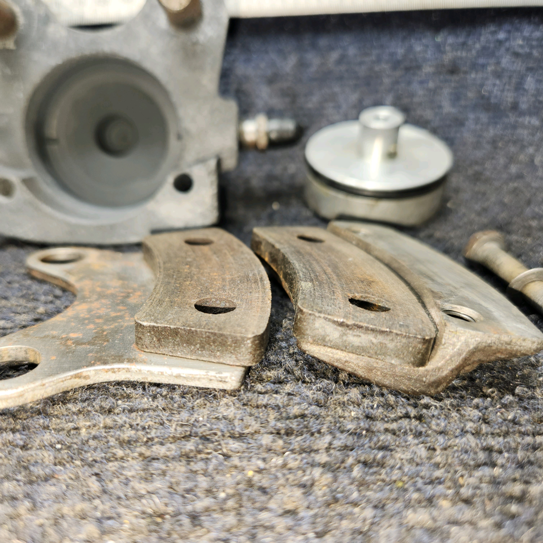 Used aircraft parts for sale, 30-56A Parker Mooney M20J Brake Caliper Assy