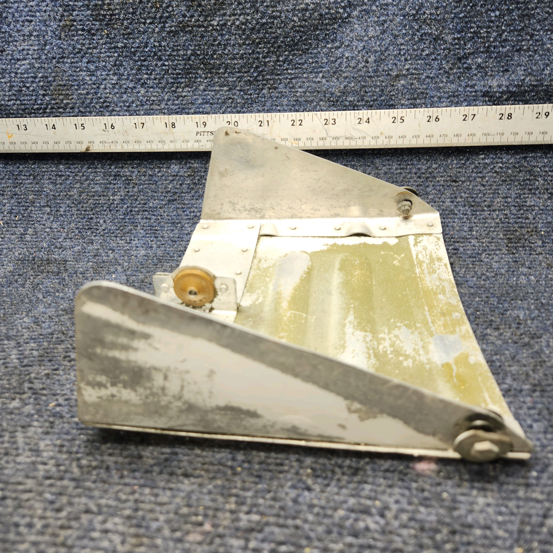 Used aircraft parts for sale, 2452016-1 Cessna 172RG Cowl Flap Assy L/H