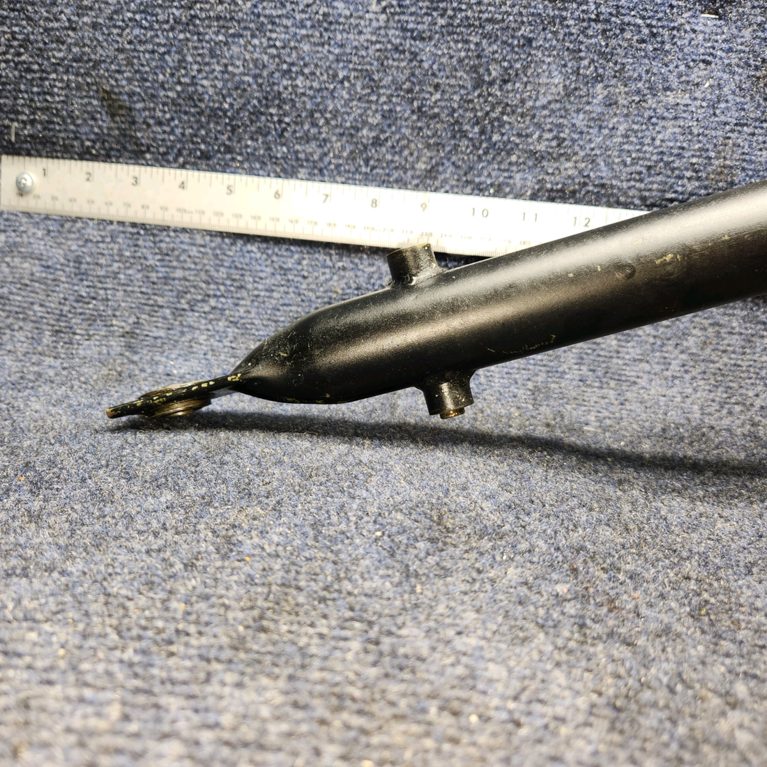 Used aircraft parts for sale, 0511782-17 CESSNA 172K CONTROL YOKE WELD ASSEMBLY & U-JOINTS