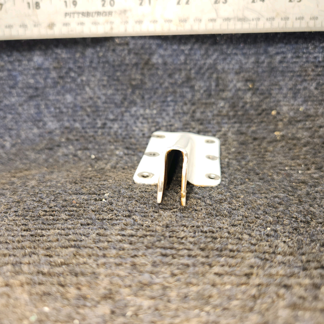 Used aircraft parts for sale, 66913-000 Piper PA28-235 Cabin Door Hinge Upper