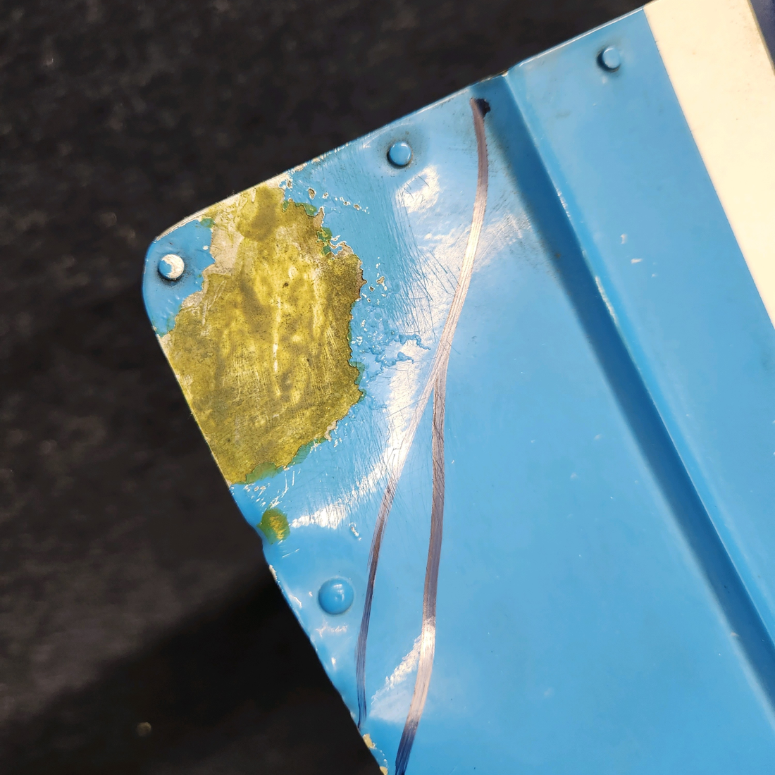 Used aircraft parts for sale, 169-130005-2 Beechcraft C23 SUNDOWNER AILERON ASSEMBLY RH "SEE PHOTOS FOR DETAIL"