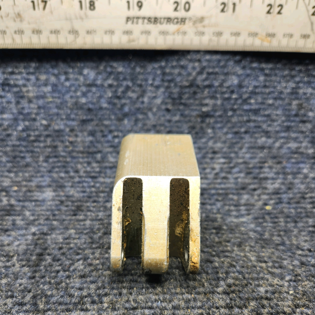 Used aircraft parts for sale, 950092-501 Mooney M20K LUG ENGINE RETRACT