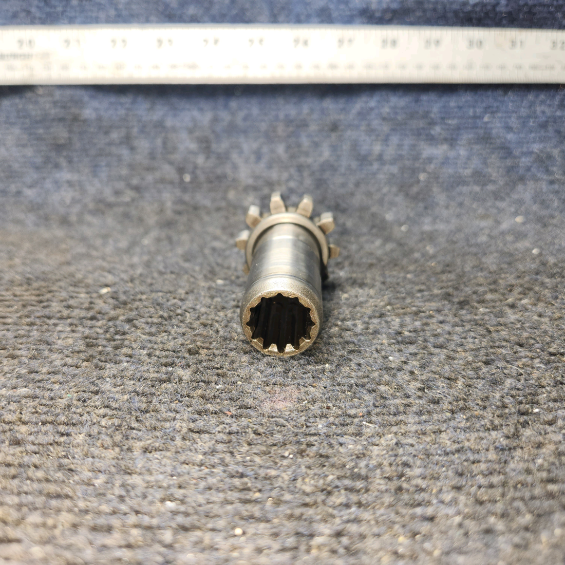 Used aircraft parts for sale, 72970 Lycoming O-320 Piper PA28-161 Vacuum Pump Drive - Gear Assembly