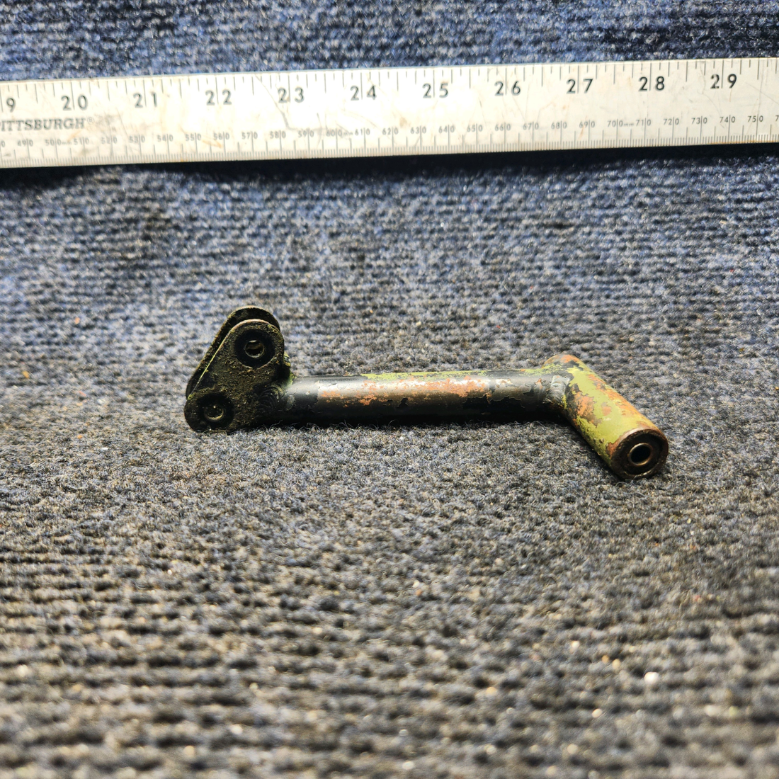 Used aircraft parts for sale, 913040-000 Mooney M20J Elevator Bellcrank Assy