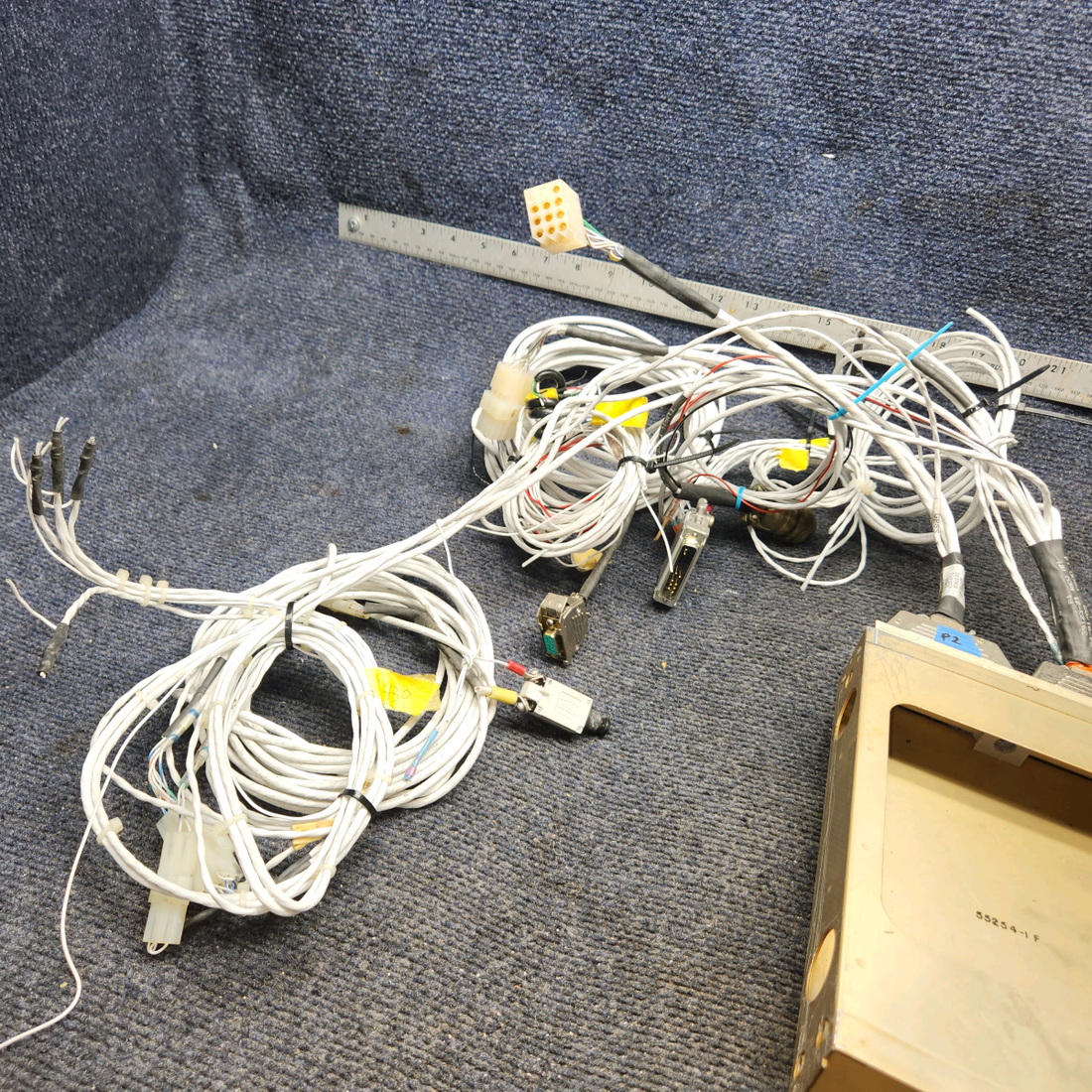 Used aircraft parts for sale, S-Tec 55X S-tec 55X CESSNA 172K Autopilot System with Servos / Turn Coordinator