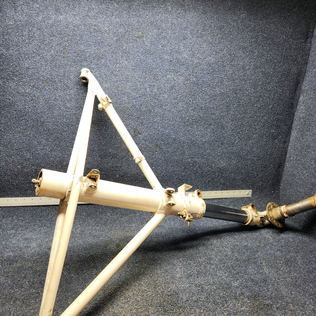 Used aircraft parts for sale, 45-815201-602 BEECHCRAFT F35 LANDING GEAR SHOCK ABSORBER ASSY LH