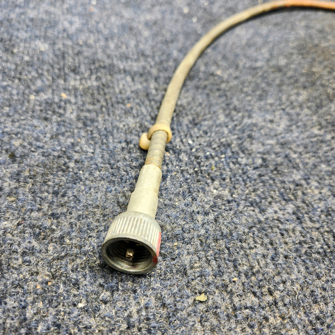 Used aircraft parts for sale, 486-570 PIPER PA28-140 TACHOMETER SHAFT ASSEMBLY.