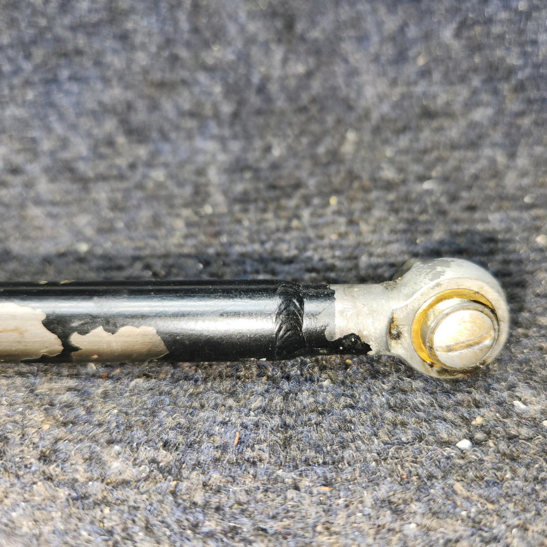 Used aircraft parts for sale, 915005-000 Mooney M20J Rudder Control Rod