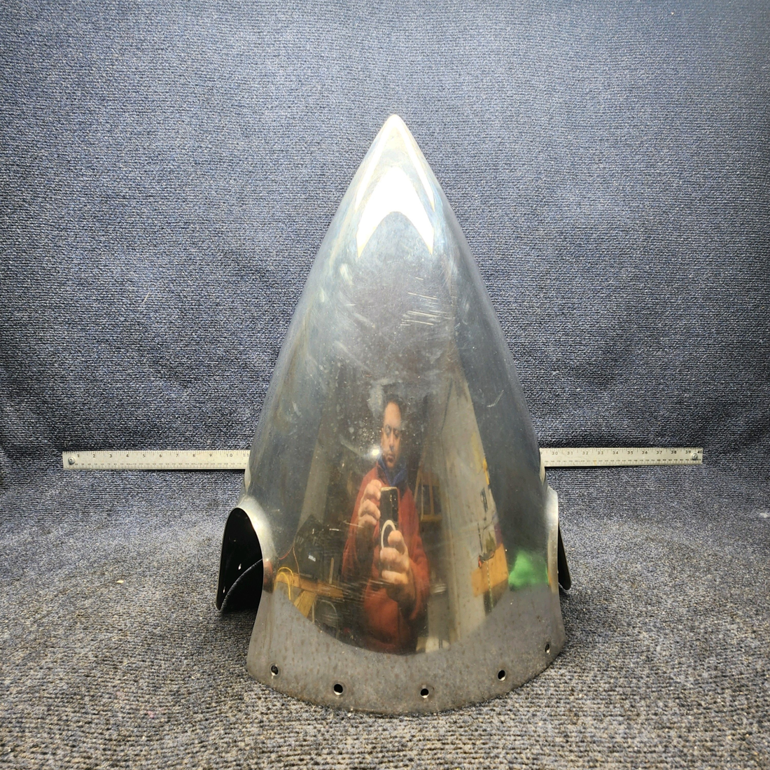 Used aircraft parts for sale, C3532-5P Beechcraft F33A HARTZELL 3 BLADE SIMITAR SPINNER DOME (60 HRS SINCE NEW)
