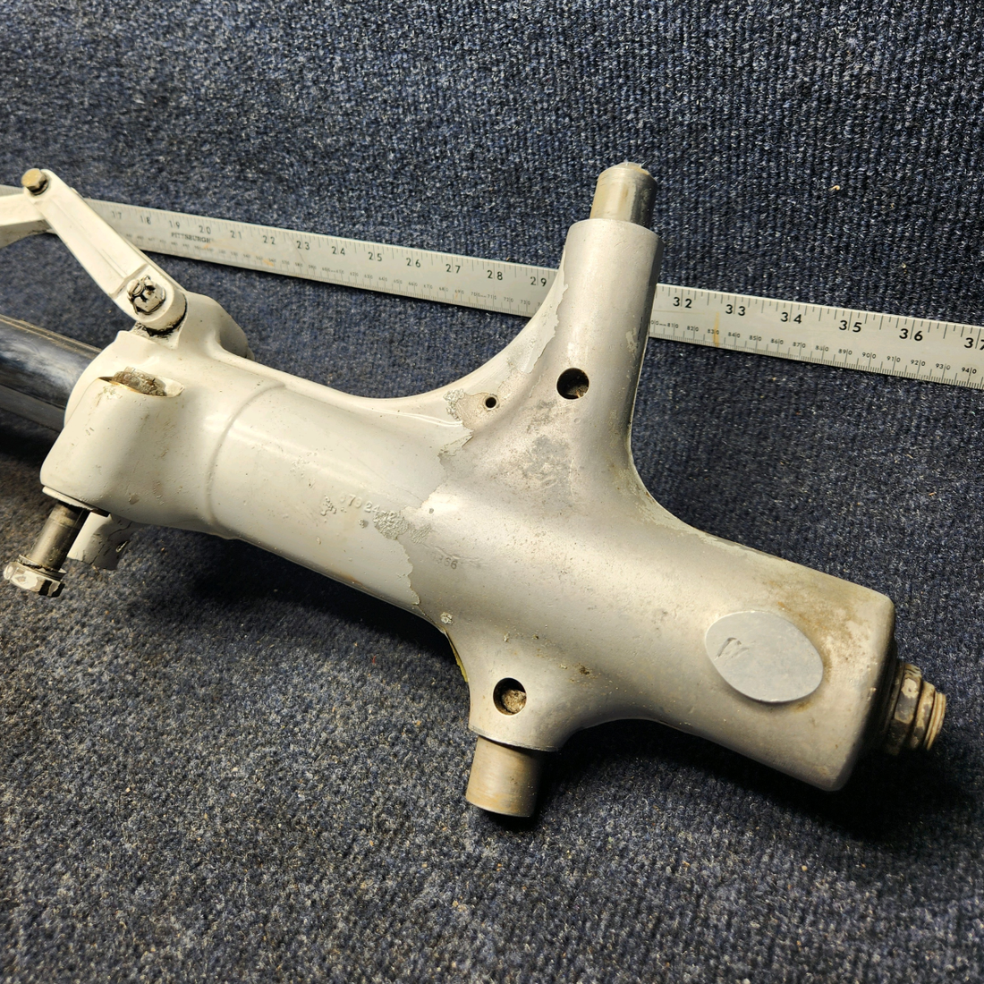 Used aircraft parts for sale, 96766-017 Piper PA32RT-300 MAIN GEAR STRUT ASSY RH W/ TORQUE LINKS