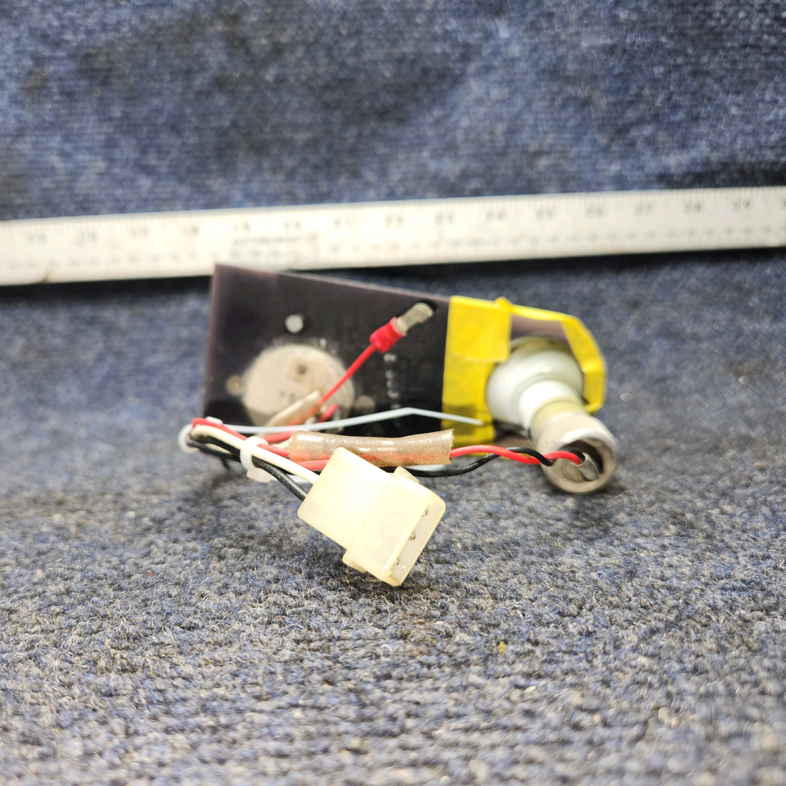 Used aircraft parts for sale, 702000-2 Mooney M20K Strobe Light Navigation  Assy