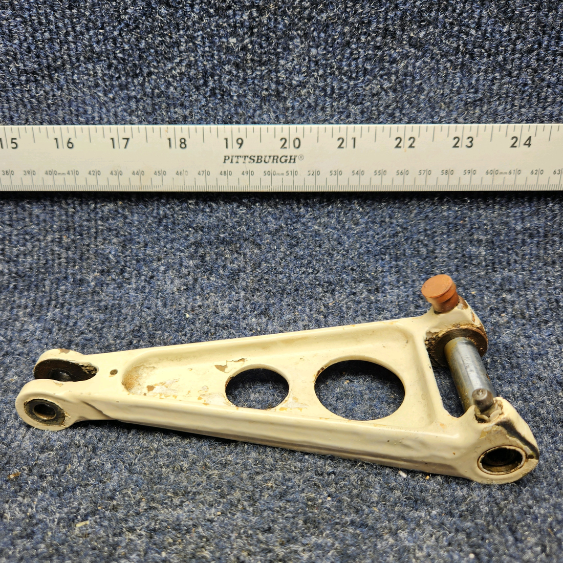 Used aircraft parts for sale, 45-815015-6 BEECHCRAFT F35 MAIN GEAR TORQUE LINK ASSY LOWER