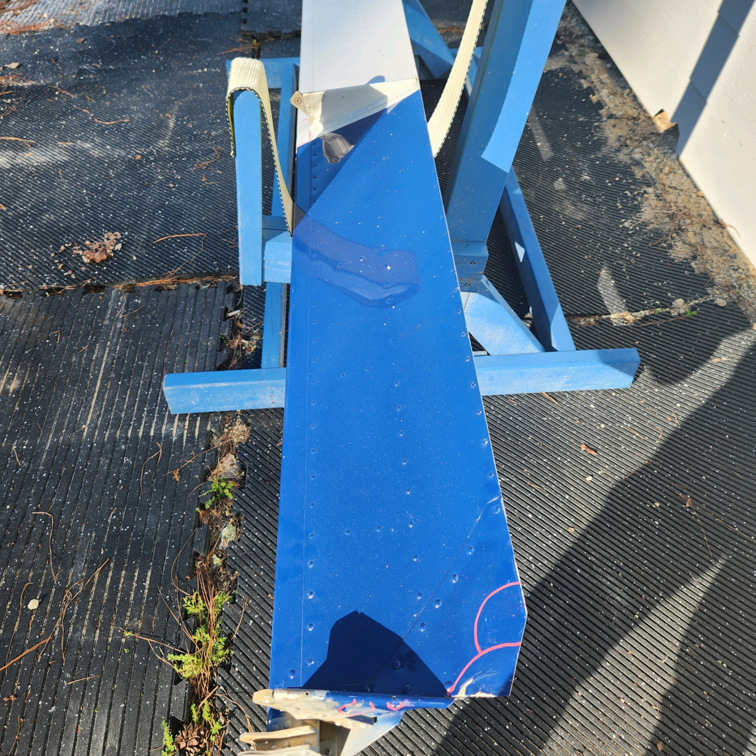 Used aircraft parts for sale, 240014-509 Mooney M20K FLAP ASSEMBLY LH SEE PHOTOS FOR DETAILS SOME SCRATCHES