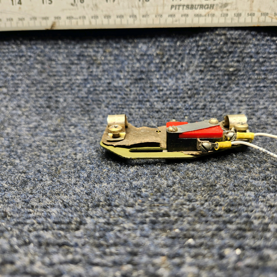 Used aircraft parts for sale, 660052-001 Mooney M20J THROTTLE POSITION LANDING GEAR WARNING SWITCH ASSY