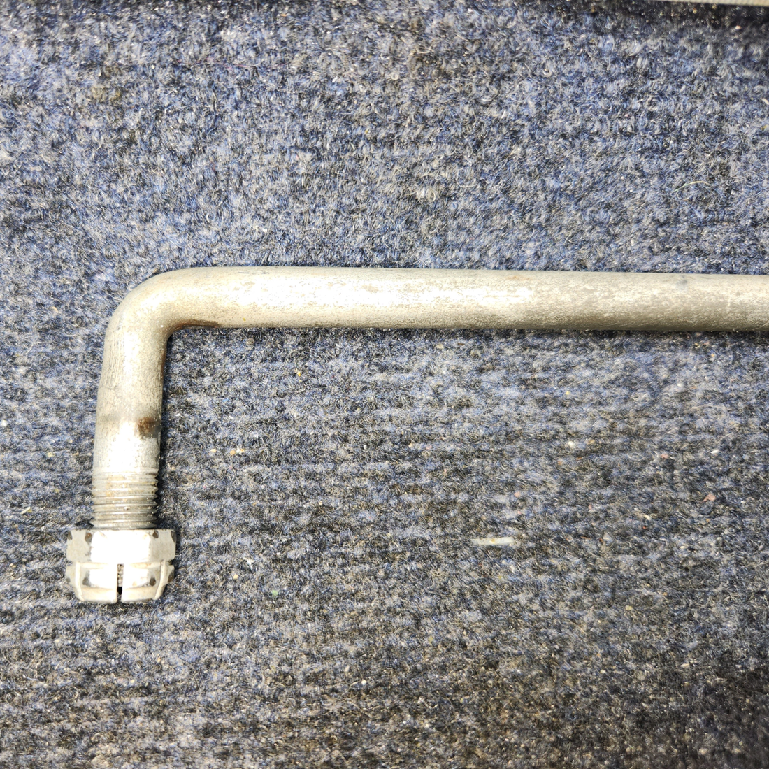 Used aircraft parts for sale, 0541153 CESSNA 172K Main Landing Gear U-Bolt LH or RH