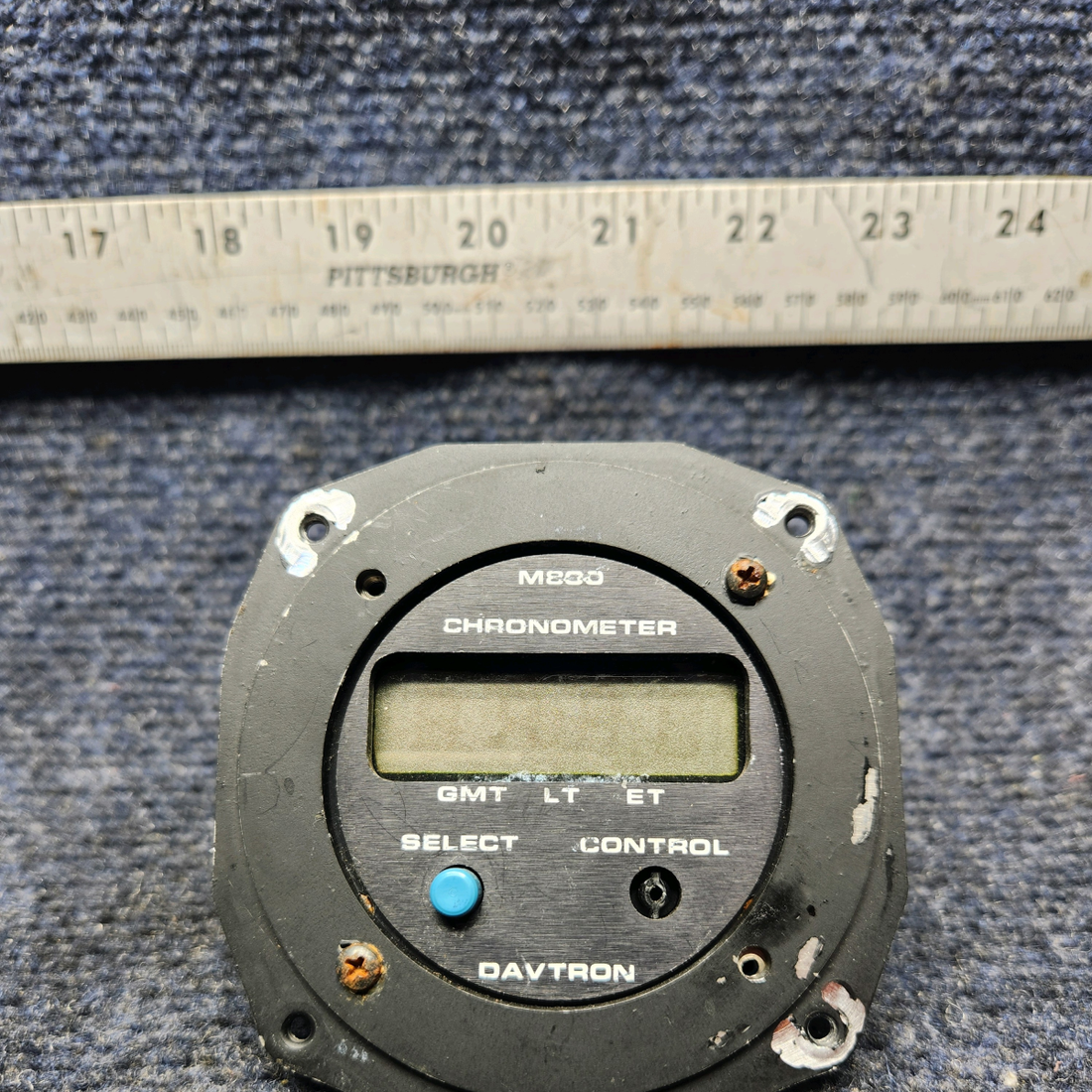 Used aircraft parts for sale, M800 Davtron CESSNA 172K DIGITAL CHRONOMETER INDICATOR 14 VOLTS
