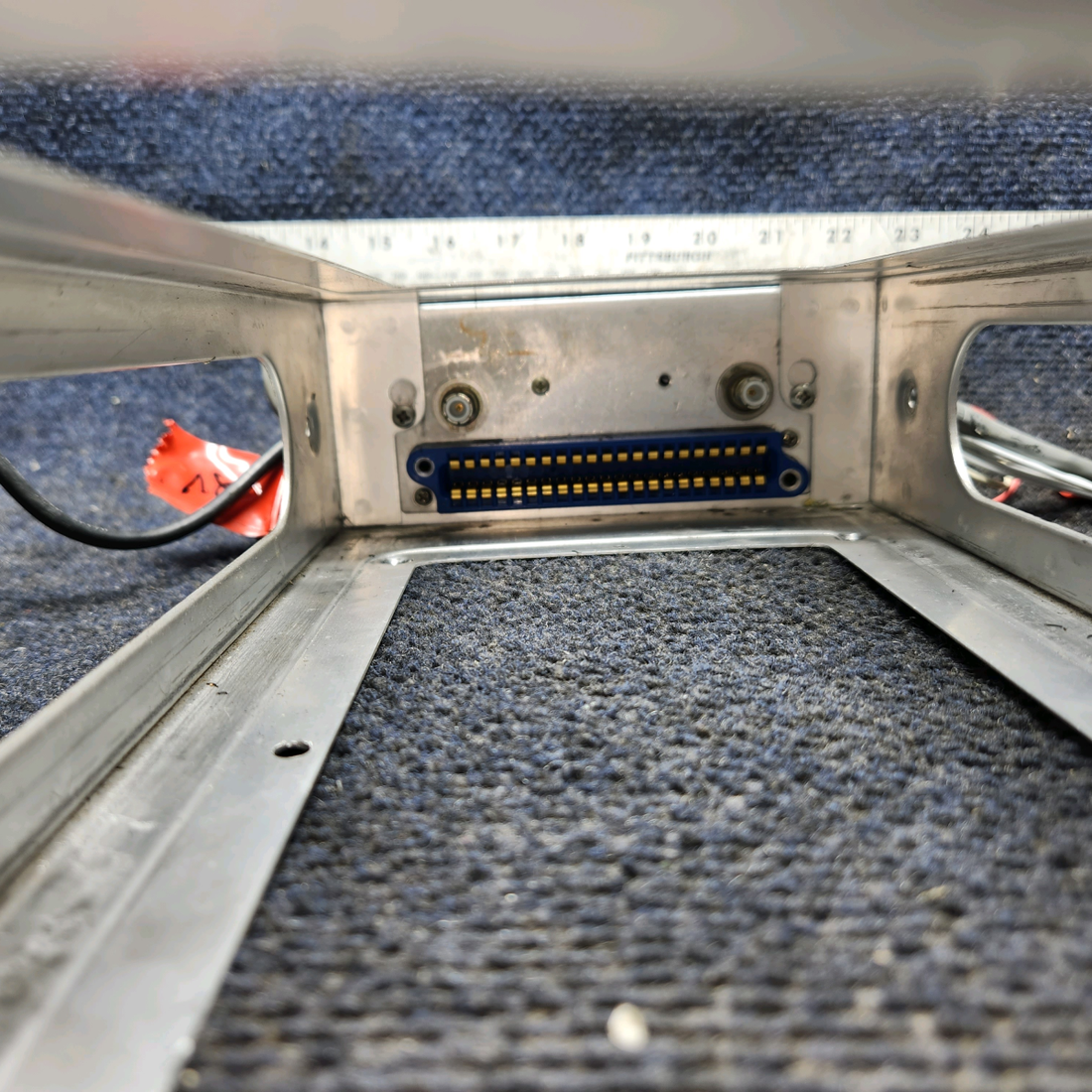 Used aircraft parts for sale, 069-1020-00 King KX-170B Piper PA28-161 Nav-Com with Tray - 14 Volts