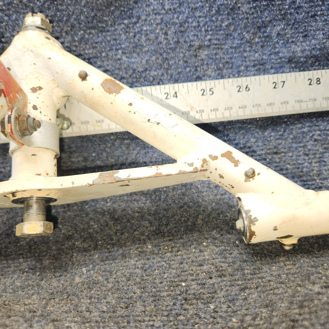 Used aircraft parts for sale, 540001-5003 Mooney M20J Truss Assembly Pivot for Nose Gear with Bearing