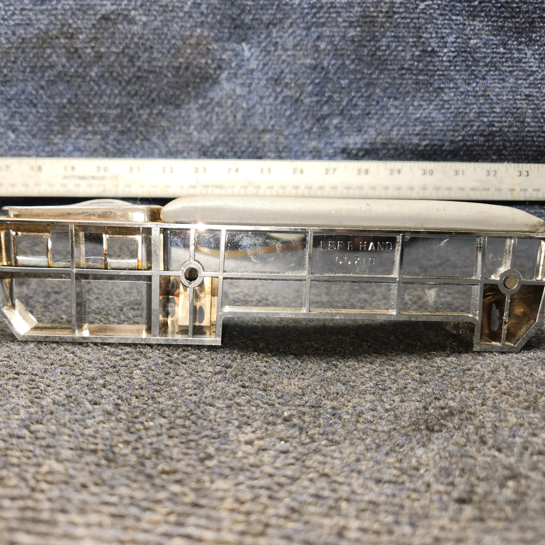 Used aircraft parts for sale, 66710-016 Piper PA28-161 Arm Rest Assembly w/ Pad and Ashtray -  LH