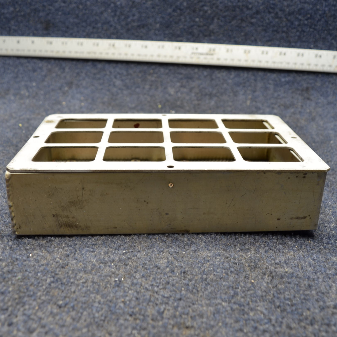 Used aircraft parts for sale, BA-5810 Cessna 172RG BRACKETT AIR FILTER BOX