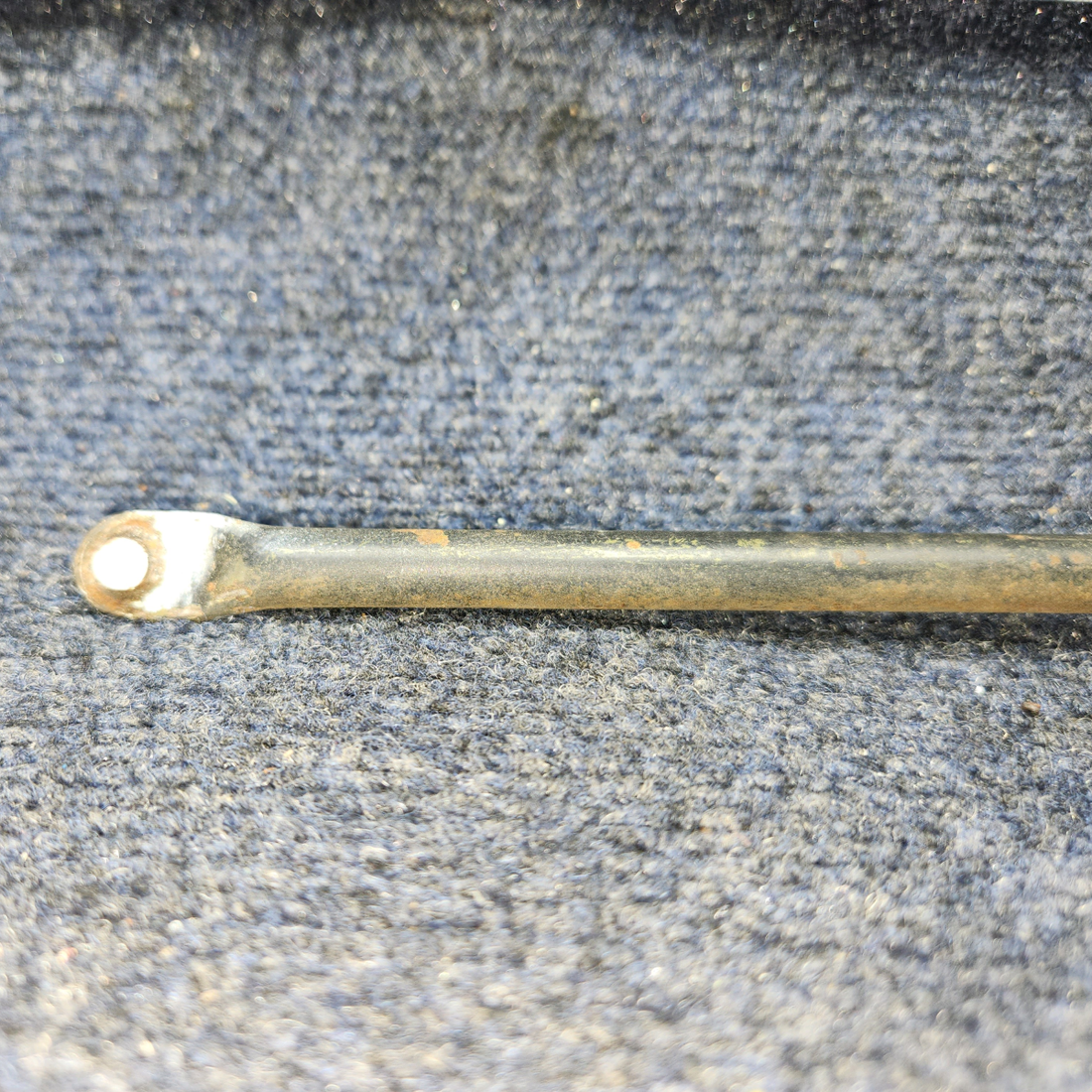 Used aircraft parts for sale, 0517037-1 Cessna 172RG Push Rod Cabin Door