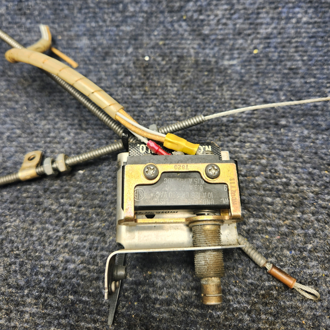 Used aircraft parts for sale, 940122-501, 560249-035 Mooney M20K LANDING GEAR UP LIMIT SWITCH WITH BRACKET AND CABLE