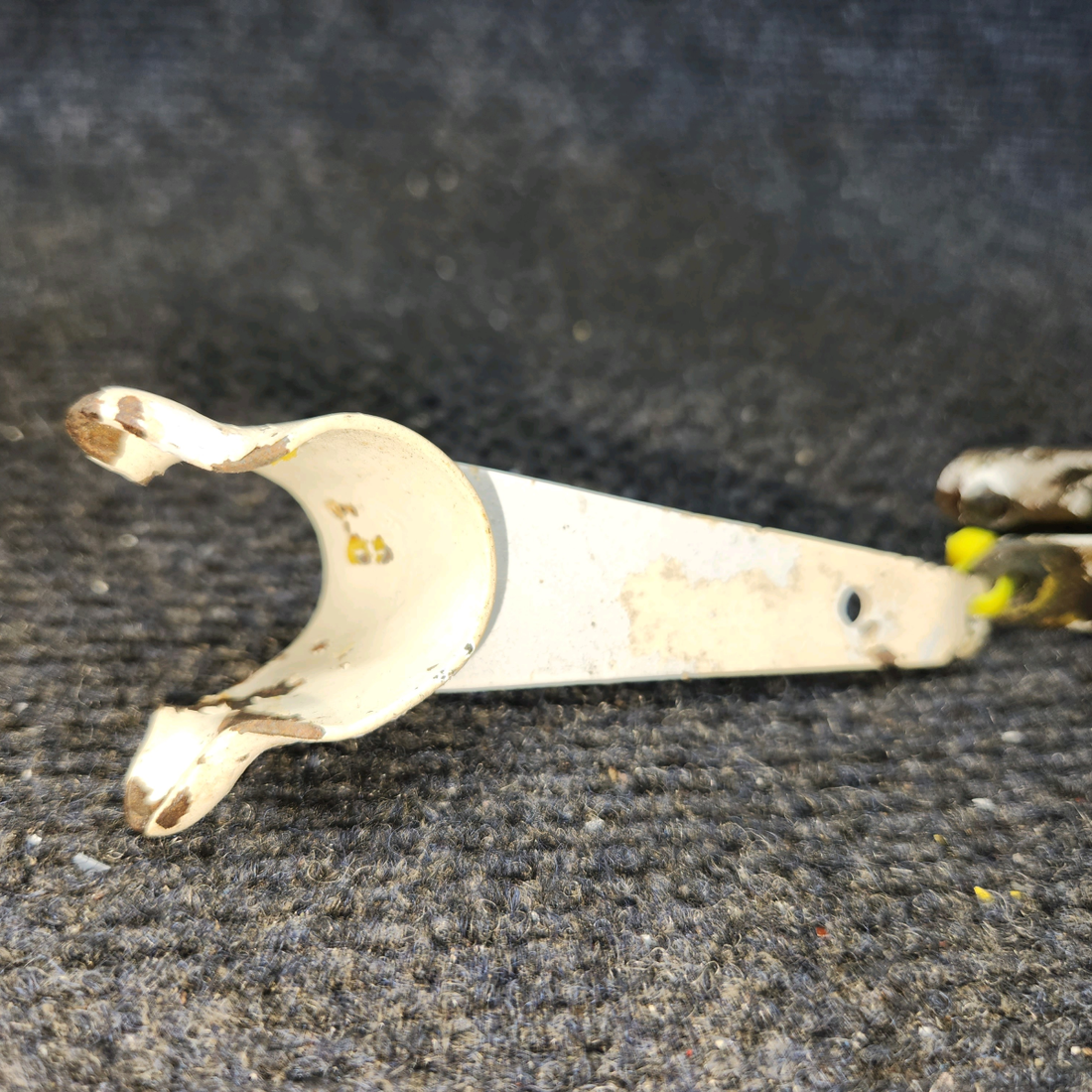 Used aircraft parts for sale, 550015‑005 Mooney M20J Main Landing Gear Door Support - LH