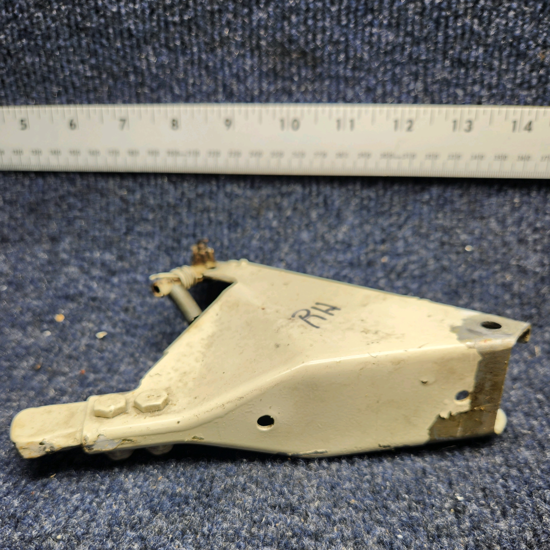 Used aircraft parts for sale, 35-815077-1 BEECHCRAFT F35 MAIN GEAR UPLOCK ASSEMBLY RH
