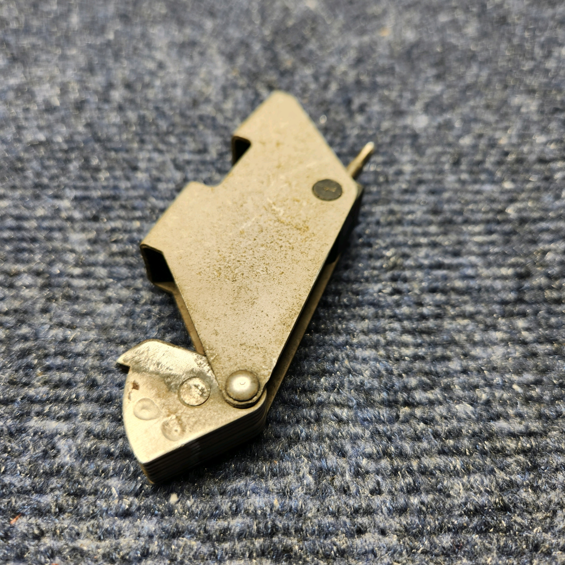Used aircraft parts for sale, 169-420036-93 Beechcraft C23 SUNDOWNER CABIN DOOR LATCH HOOK LH