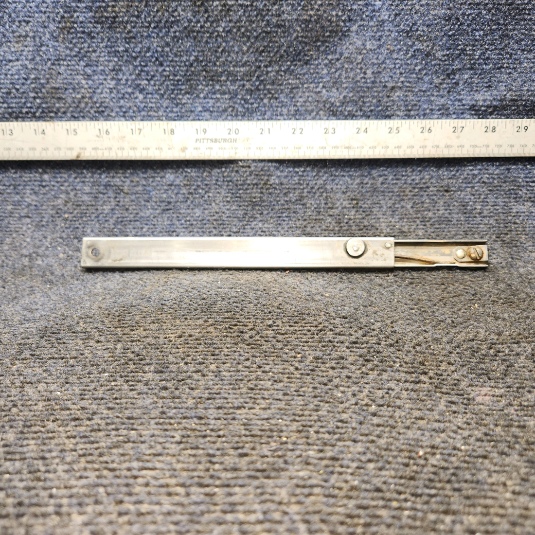 Used aircraft parts for sale, 65727-000 Piper PA-28 Cabin Door Holder Assembly