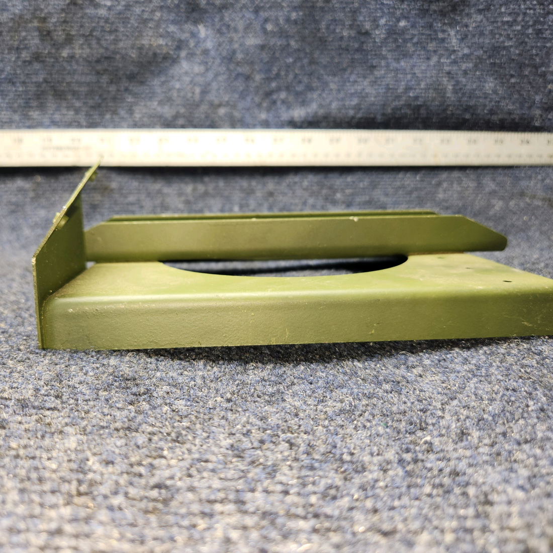 Used aircraft parts for sale, 0413581-8 Cessna 172RG Battery Box Base