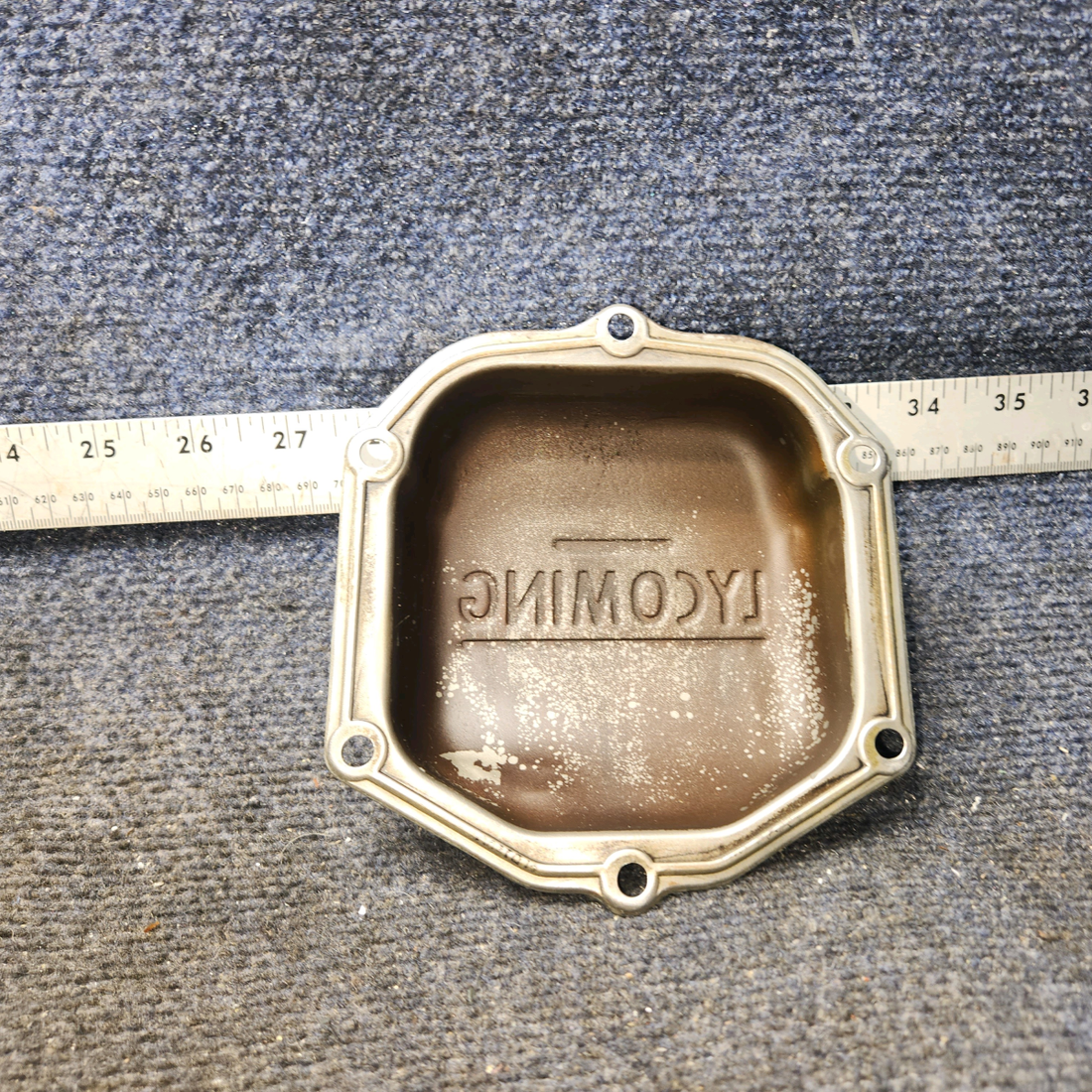 Used aircraft parts for sale, 61247 Lycoming O-320-D3G Piper PA28-161 Rocker Valve Cover with Gasket – Price per Each