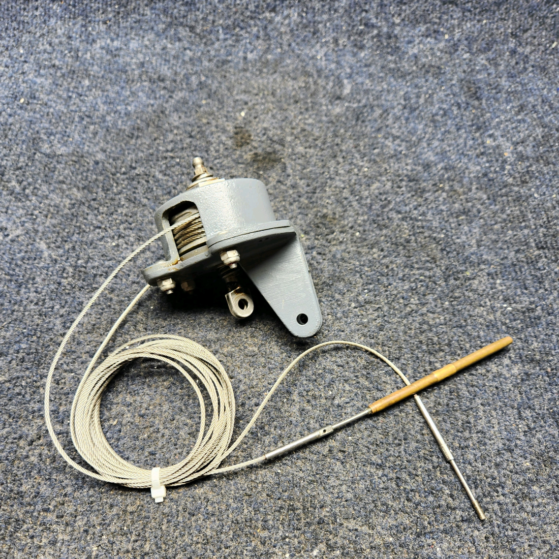 Used aircraft parts for sale, 35-524375 BEECHCRAFT F35 HOUSING & CAP ELEVATOR TRIM TAB ACTUATOR /W CABLE.