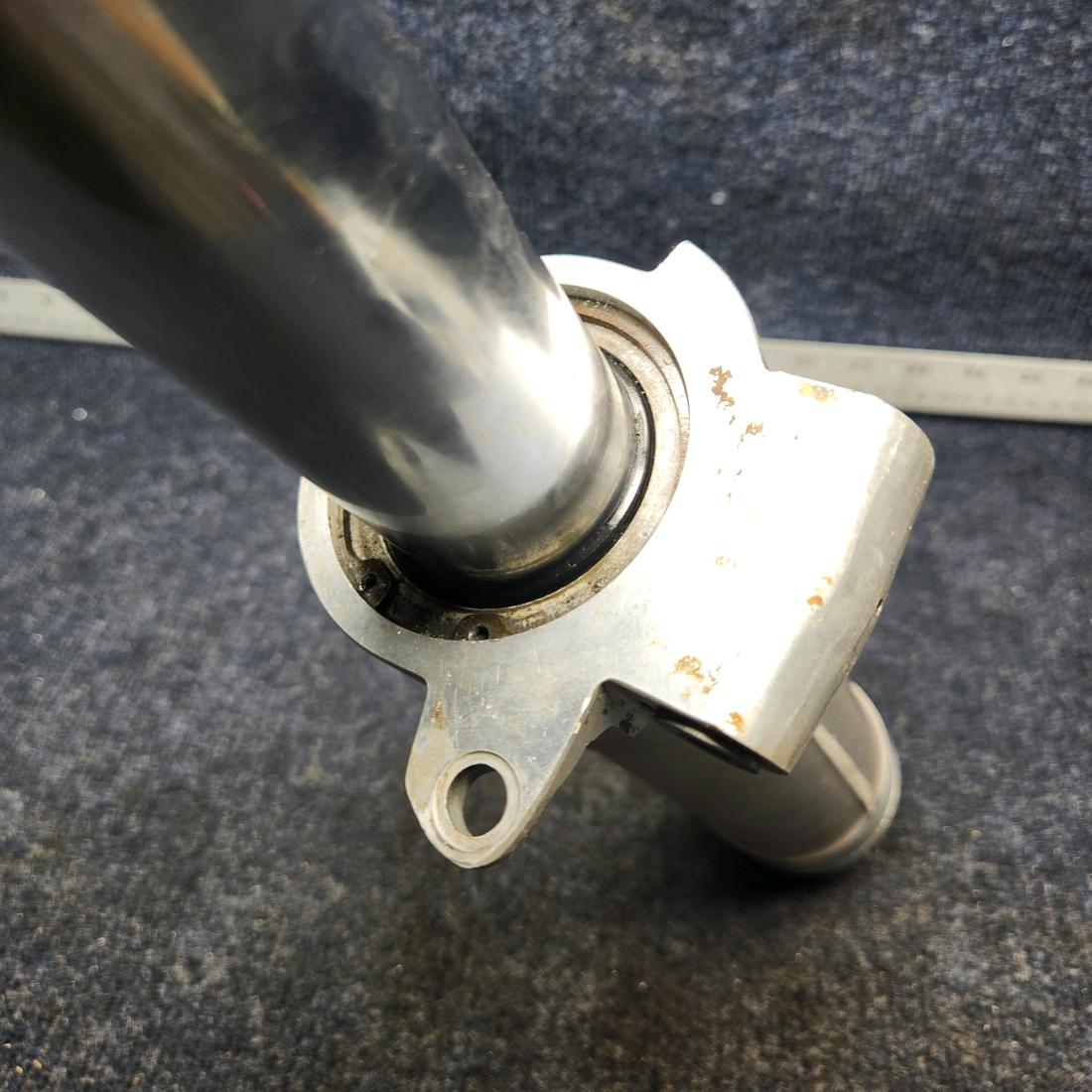 Used aircraft parts for sale, 67100-007 Piper PA32RT-300 NOSE GEAR ASSY LESS TRUNNION