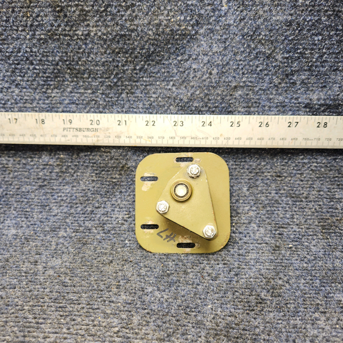 Used aircraft parts for sale, 1217046-11 Cessna 172RG PLATE ASSEMBLY BASE L/H